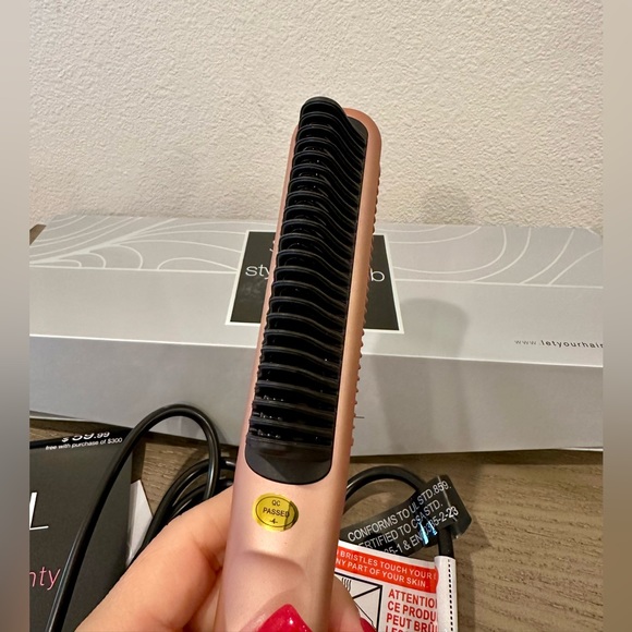 NIB Soleil Rose Gold Styling Comb Heat Brush - Picture 12 of 13
